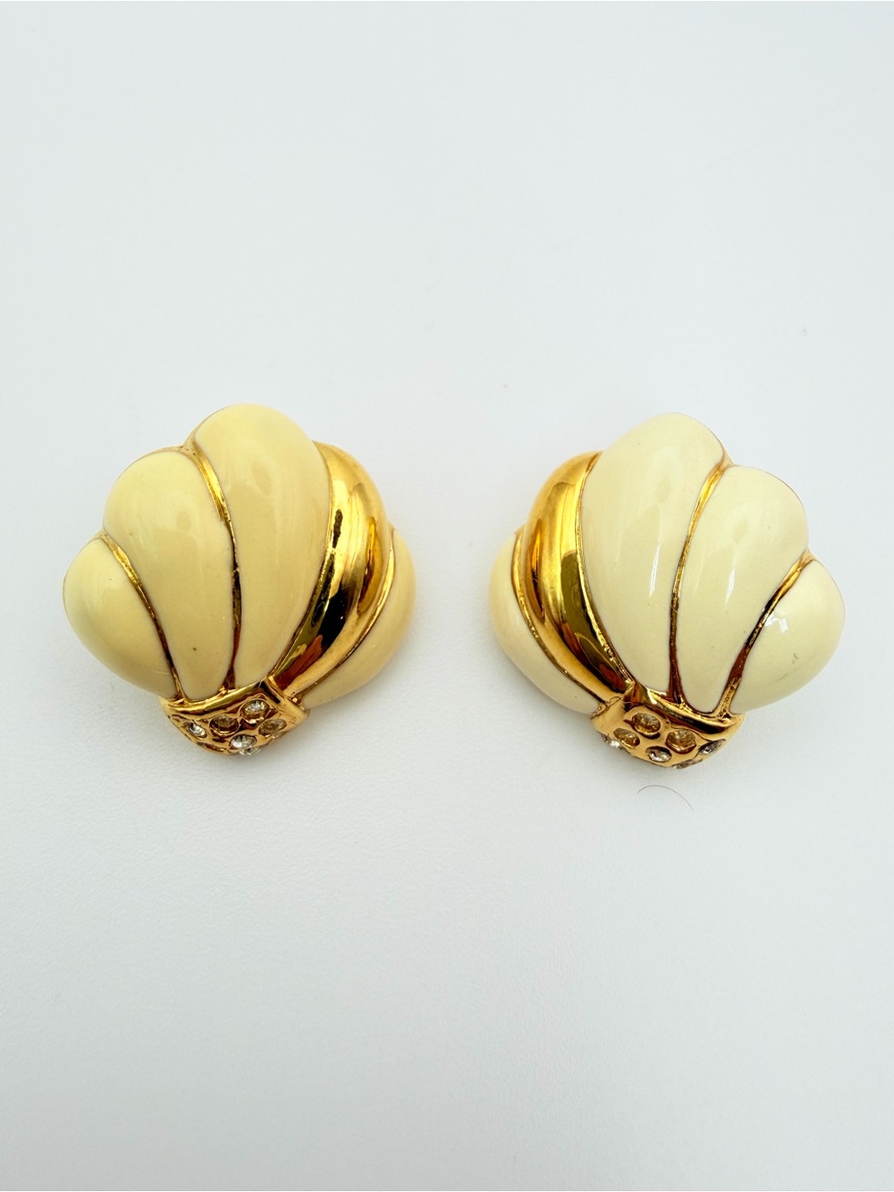 Vintage Cream Enamel Shell Earrings Gold Tone Rhinestone Studs